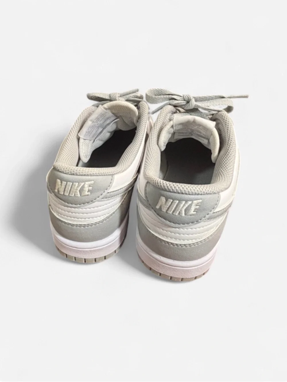 Nike classic low